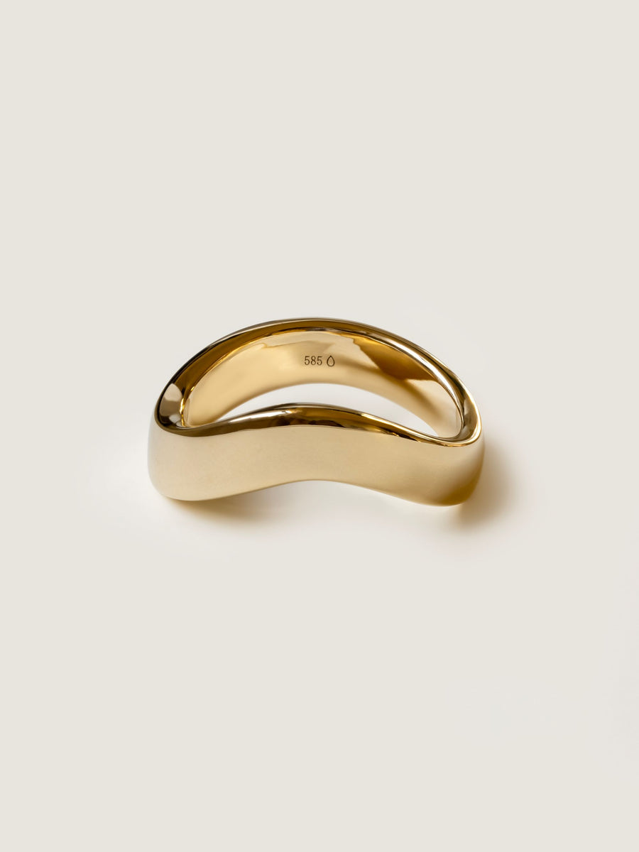 Plain Curved Wedding Band
