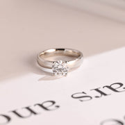 1.0 CT Round Cut Solitaire Moissanite Engagement Ring