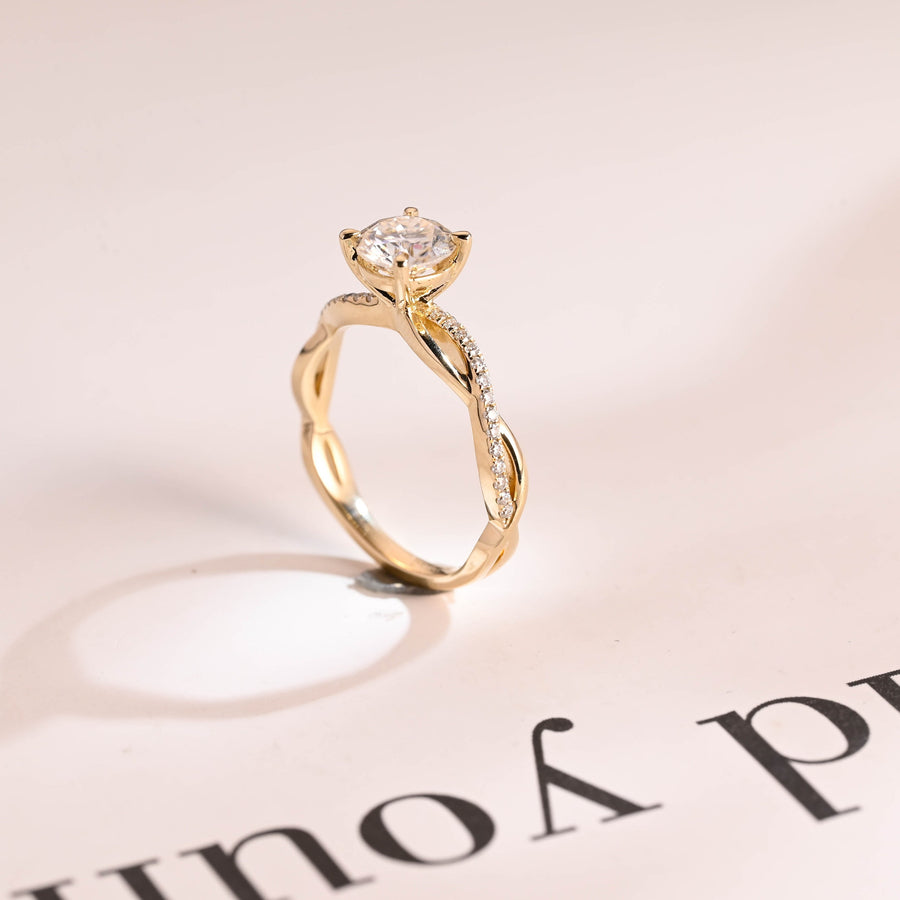 1.0 CT Round Cut Twisted Pave Moissanite Engagement Ring