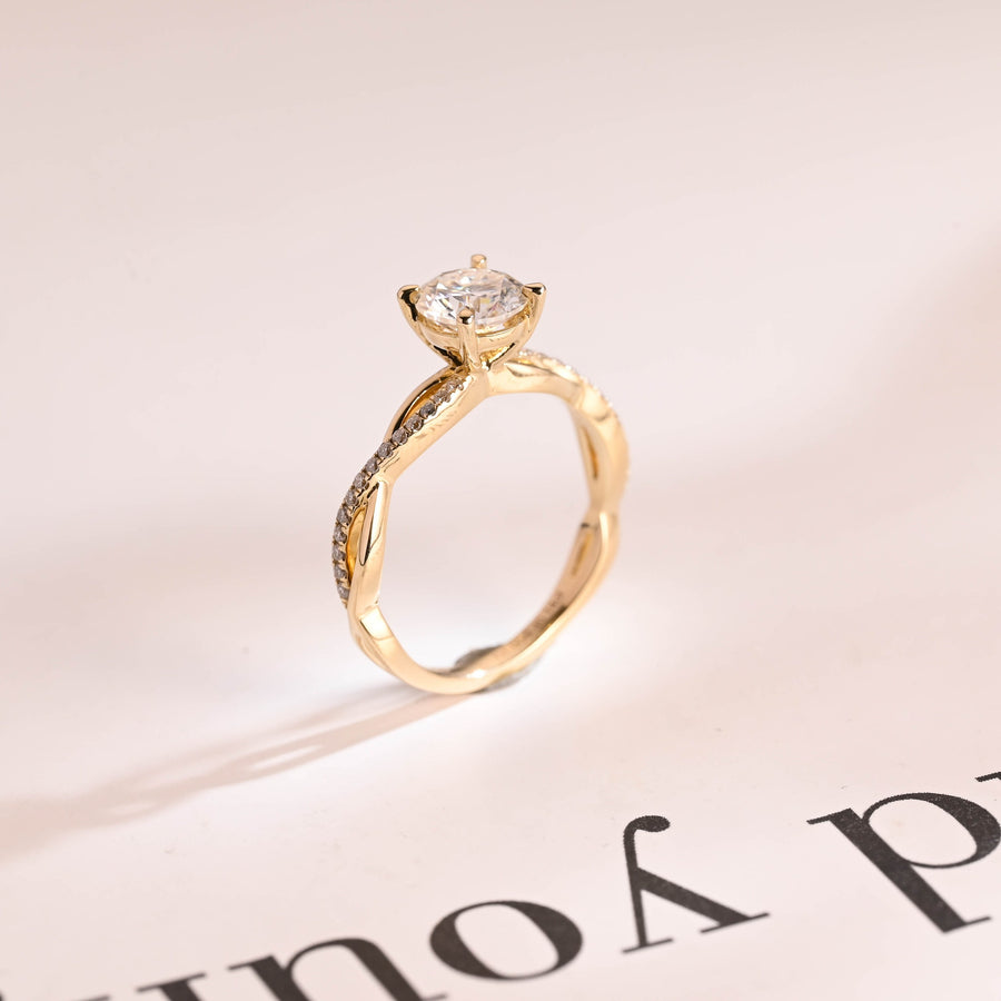 1.0 CT Round Cut Twisted Pave Moissanite Engagement Ring