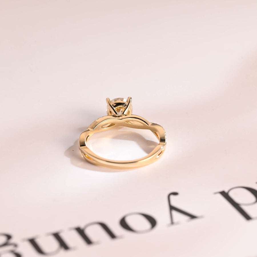 1.0 CT Round Cut Twisted Pave Moissanite Engagement Ring