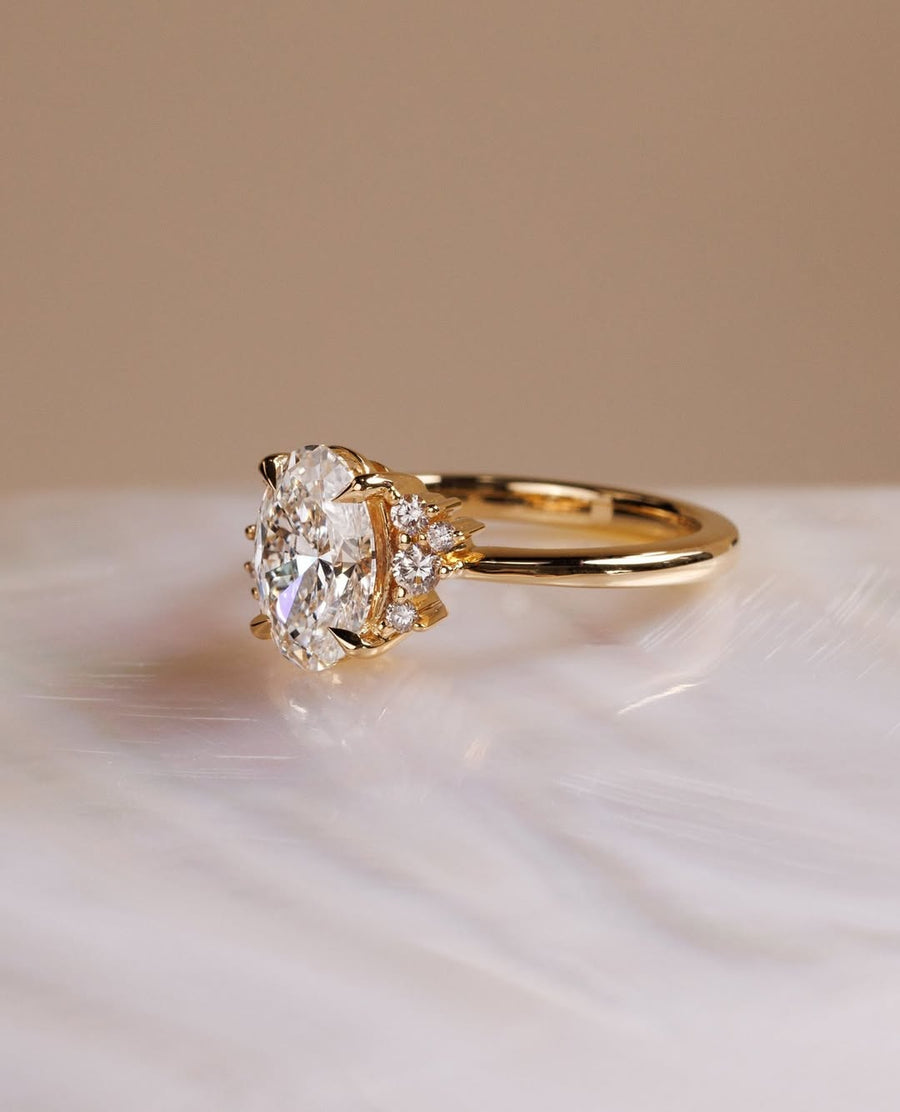 1.80-3.80 CT Oval⁠ Lab Grown Diamond cluster Style Engagement Ring