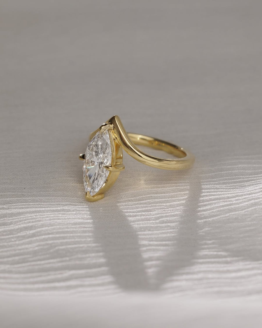 1.0-3.0 CT Marquise  Lab Grown Diamond Unique Style Engagement Ring