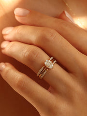 Oval cut lab grown diamond solitaire engagement ring, 1.0 to 3.0 carats, set in classic prong setting on polished gold band