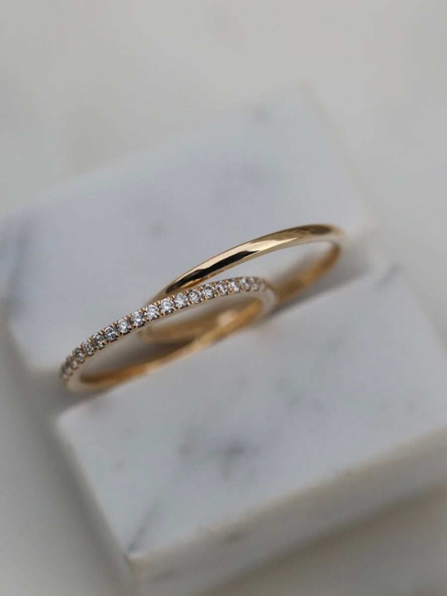 Plain Curved Wedding Band