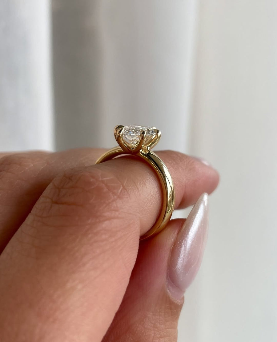 1.82 CT Marquise E/VVS1⁠ ⁠Lab Grown Diamond Solitaire Style Engagement Ring