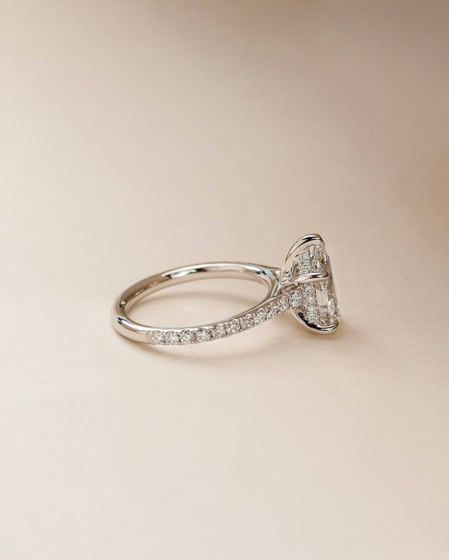 1.0-3.0 CT Pear Lab Grown Diamond Pave Style Engagement Ring