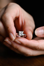 2.0 CT Princess Cut Solitaire Moissanite Engagement Ring