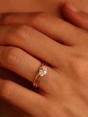 1.0-3.0  CT East-West Oval  Lab Grown Diamond Solitaire Engagement Ring