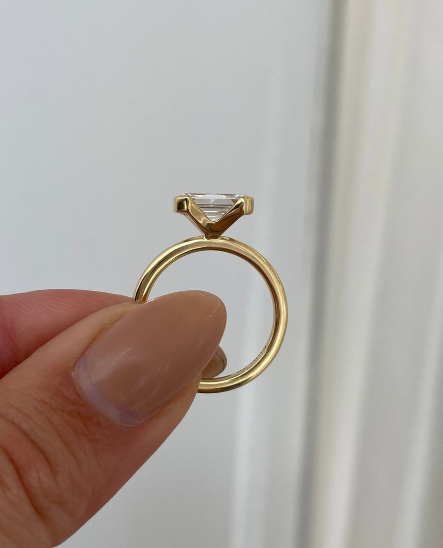 1.0 - 3.0 CT Emerald⁠  Lab Grown Diamond Half Bezel Style Engagement Ring