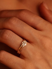 1.0-3.0  CT East-West Oval  Lab Grown Diamond Solitaire Engagement Ring