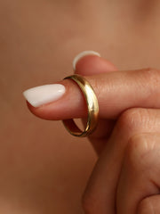 Plain Rounded Wedding Band