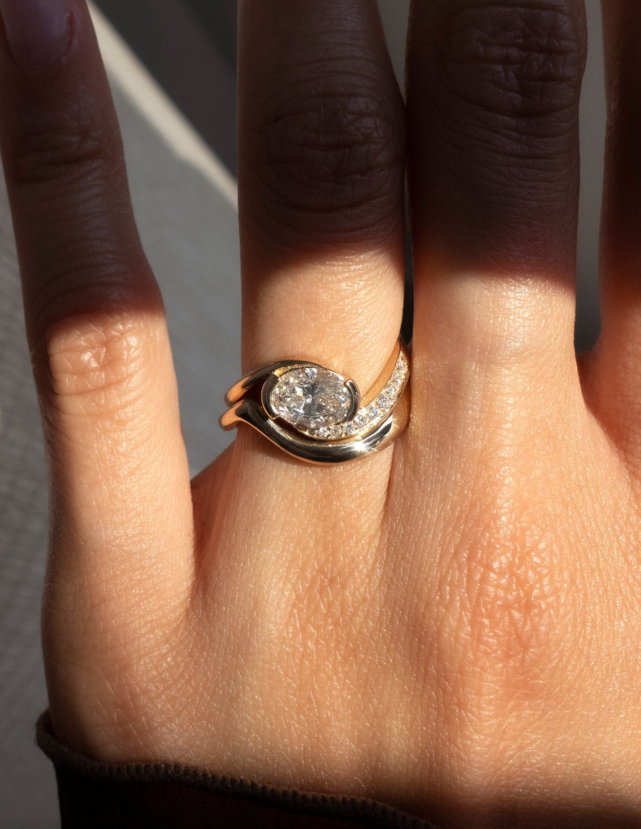 1.0 - 2.0 CT Oval Cut Lab Grown Diamond Pavé Unique Setting Engagement Ring