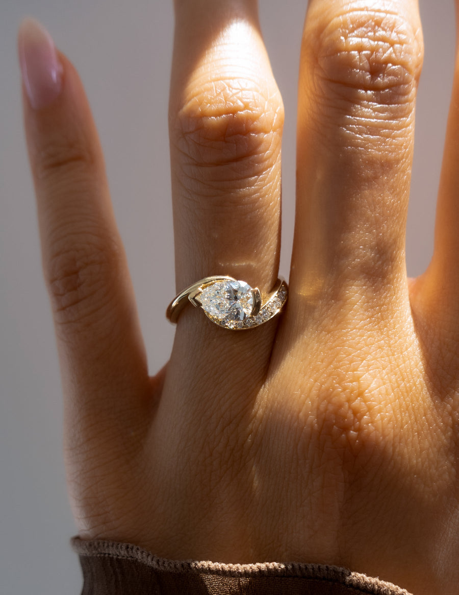 1.0 - 2.0 CT Pear Cut Lab Grown Diamond Pavé Unique Setting Engagement Ring