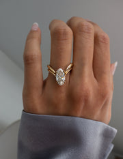 1.0 - 3.0 CT Oval Shaped Lab Grown Diamond Solitaire Style Engagement Ring