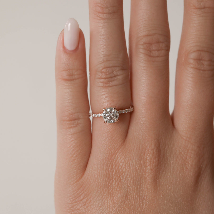 0.68 CT-1.35 CT Round Cut  Solitaire Moissanite Engagement Ring