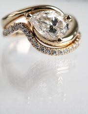 1.0 - 2.0 CT Pear Cut Lab Grown Diamond Solitaire Bridal Ring Set