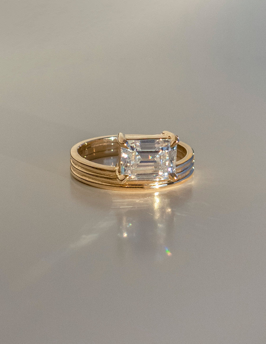 1.50 -2.50 CT Emerald Lab Grown Diamond Solitaire Style Bridal Bing Set