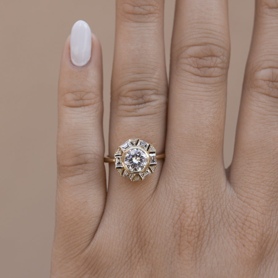 0.88 CT Round Vintage Moissanite Engagement Ring