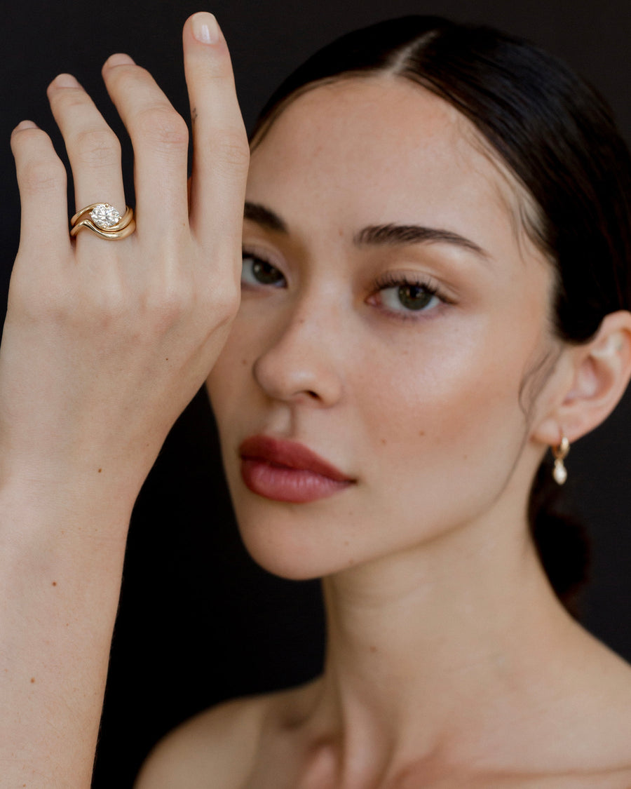 1.0 - 2.0 CT  Oval Cut Lab Grown Diamond Solitaire Bridal Ring Set