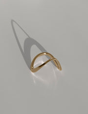 Plain Wave Wedding Band