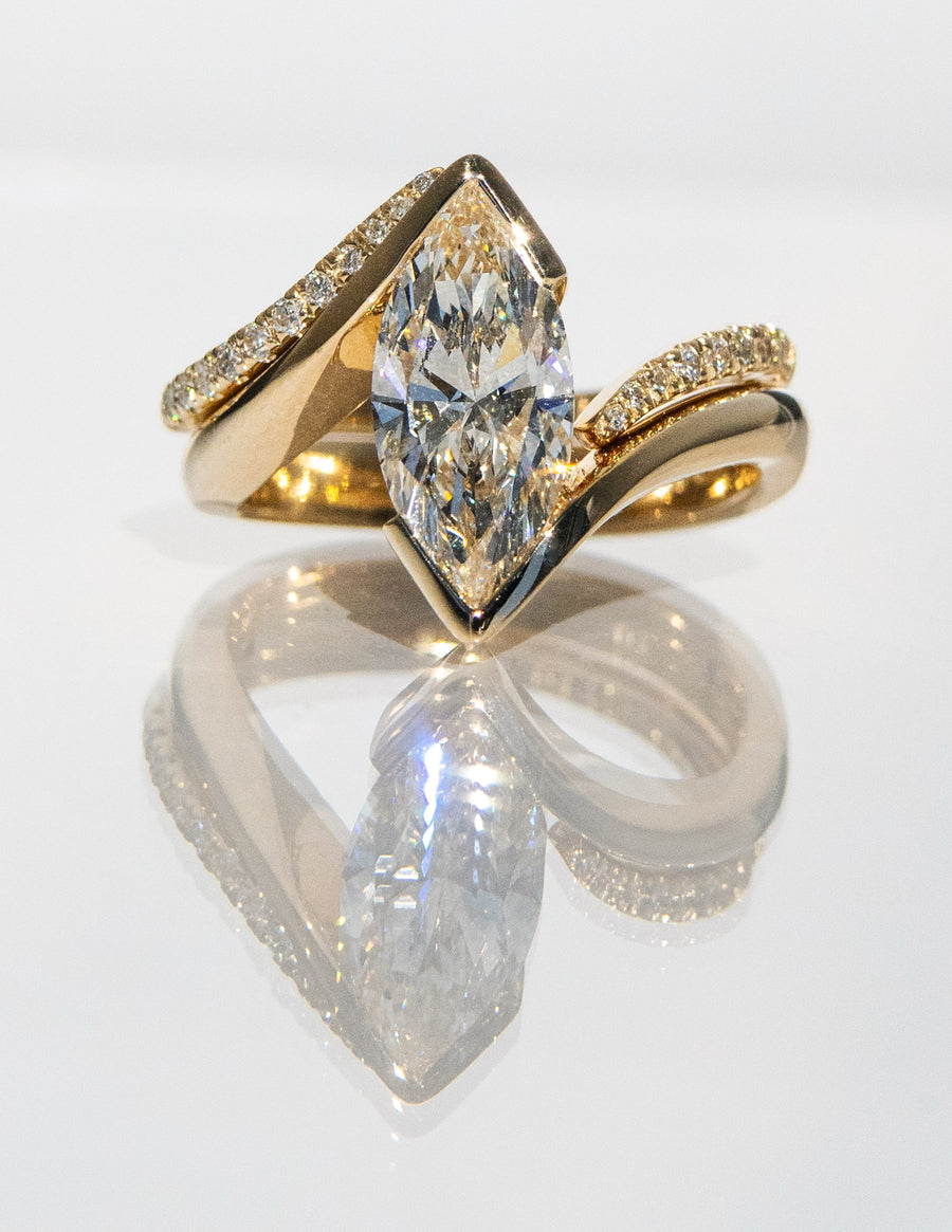 1.0 - 2.0 CT Marquise Shaped Lab Grown Diamond Solitaire Style Bridal Set