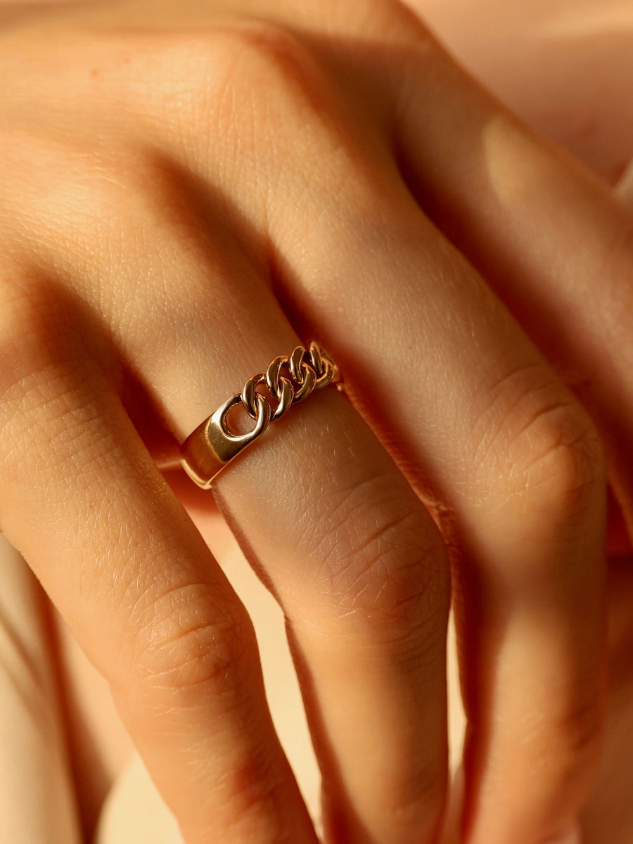 Chain Plain Style Wedding Band