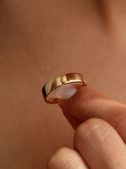 Plain Vintage Style Wedding Band