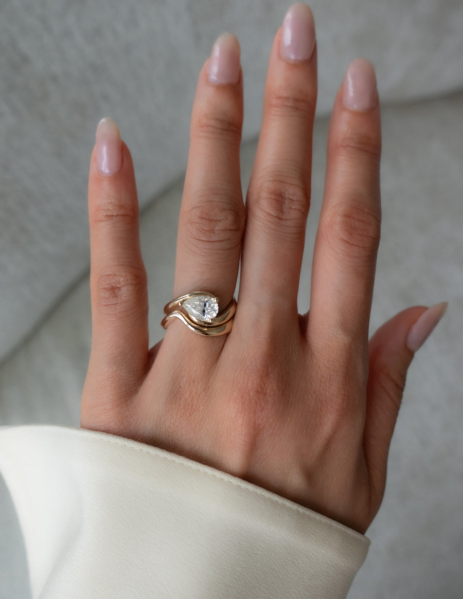 1.0 - 2.0 CT  Pear Cut Lab Grown Diamond Solitaire Bridal Ring Set