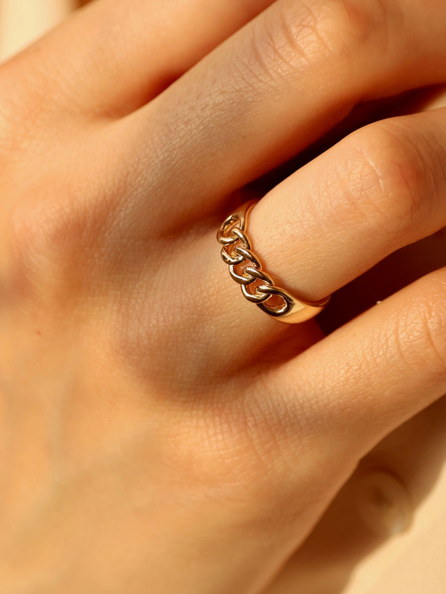 Chain Plain Style Wedding Band