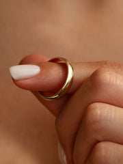 Plain Rounded Wedding Band