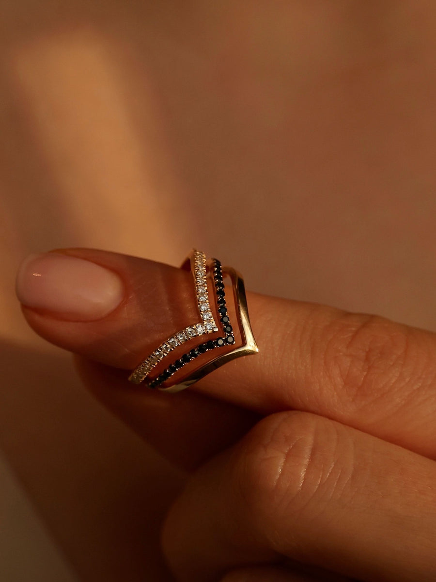 Plain Curved Wedding Band