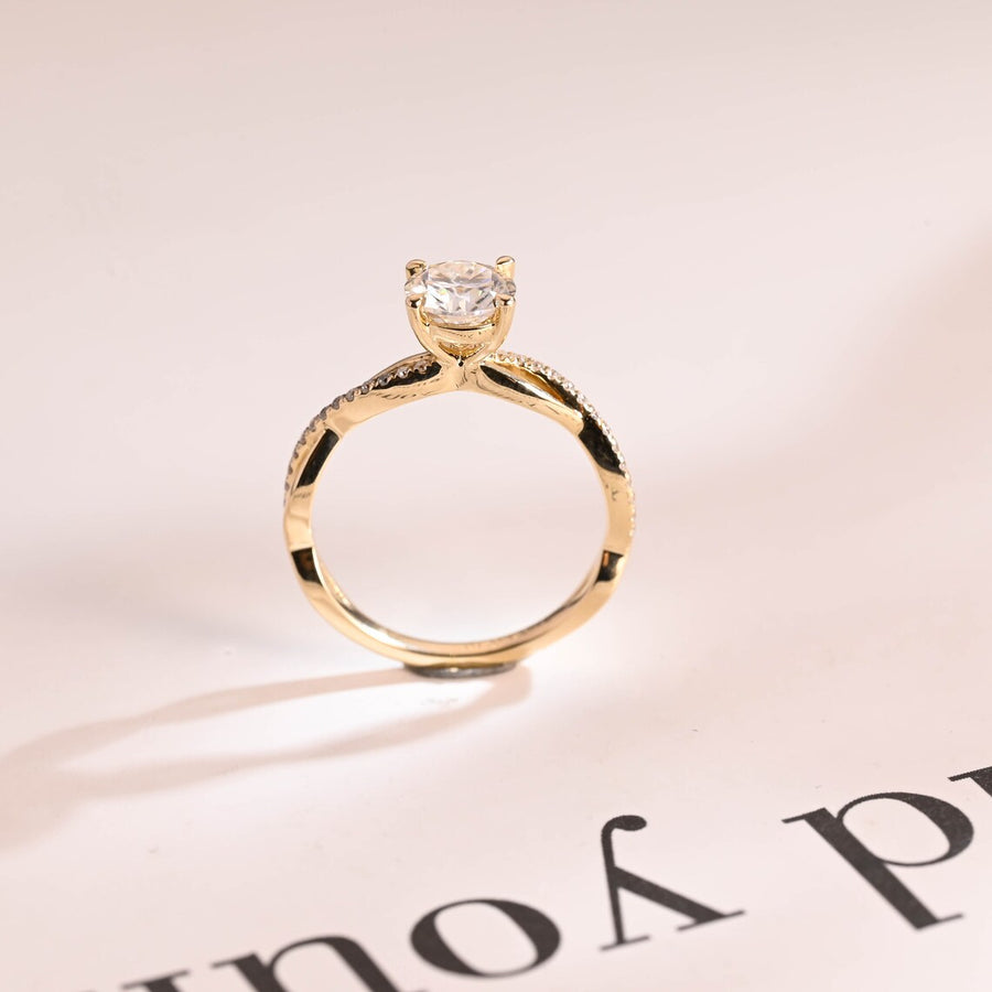 1.0 CT Round Cut twisted Moissanite Engagement Ring