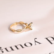 1.0 CT Round Cut twisted Moissanite Engagement Ring