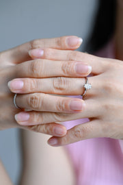 1.0 CT Oval Cut solitaire Moissanite Engagement Ring