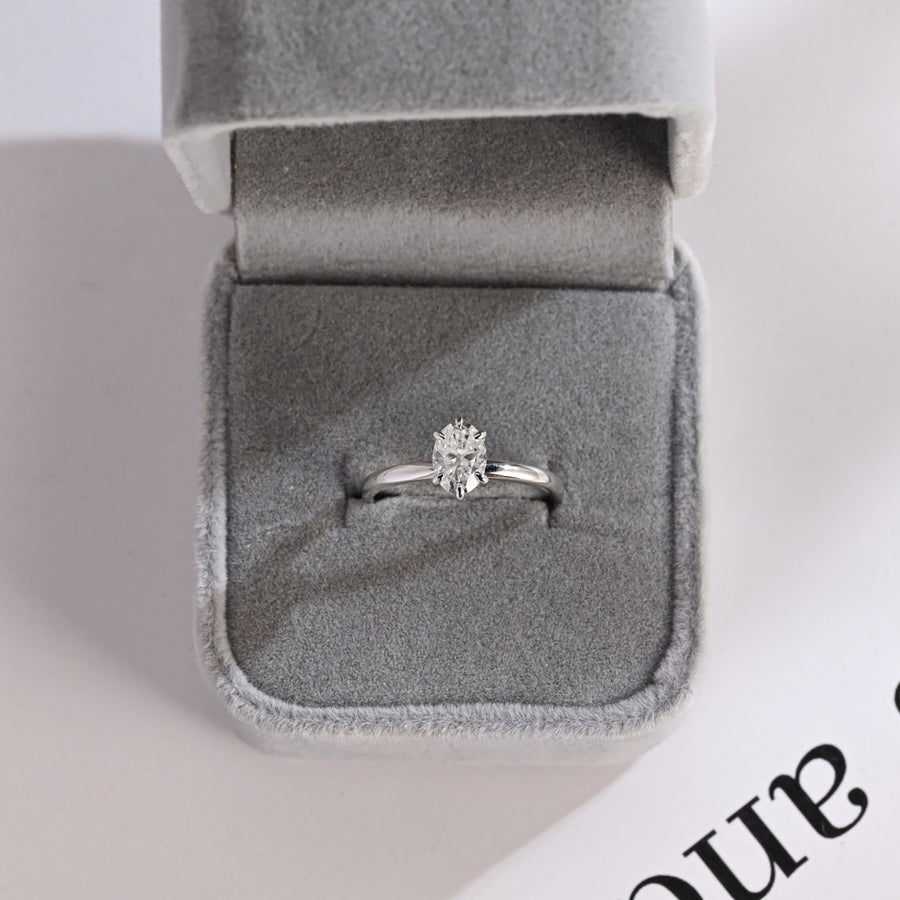 1.0 CT Oval Cut solitaire Moissanite Engagement Ring