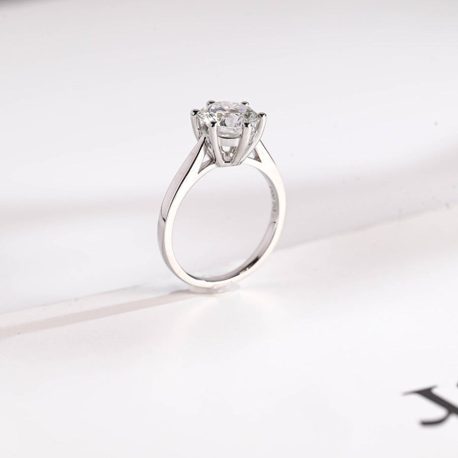 2.0 CT Round Cut solitaire Moissanite Engagement Ring
