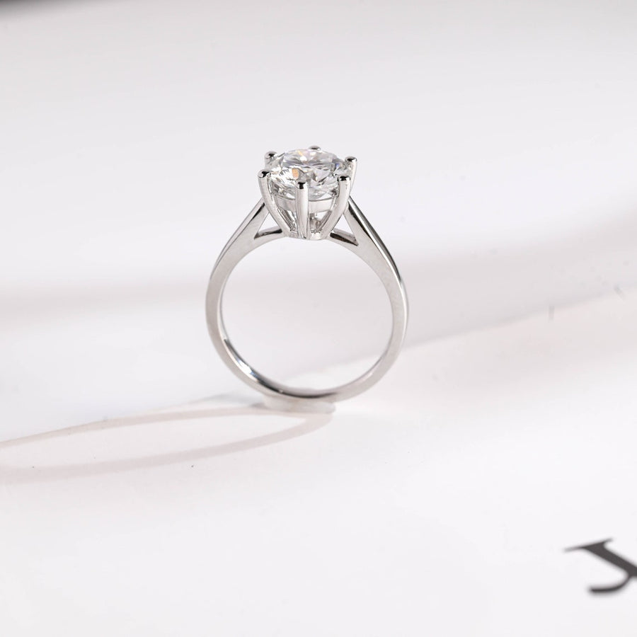 2.0 CT Round Cut solitaire Moissanite Engagement Ring