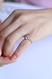 1.0 CT Round Cut solitaire Moissanite Engagement Ring