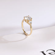 2.0 CT Round Cut Three Stone Moissanite Engagement Ring