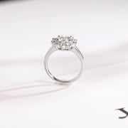 1.0 CT Round Cut halo Moissanite Engagement Ring
