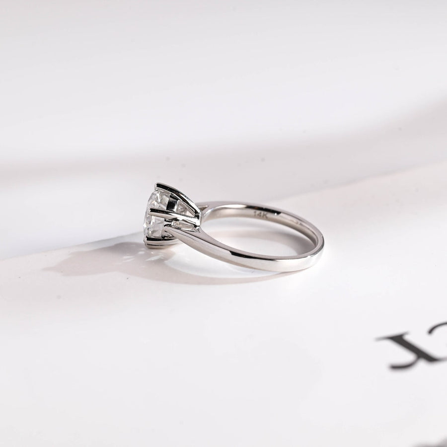 2.0 CT Round Cut solitaire Moissanite Engagement Ring