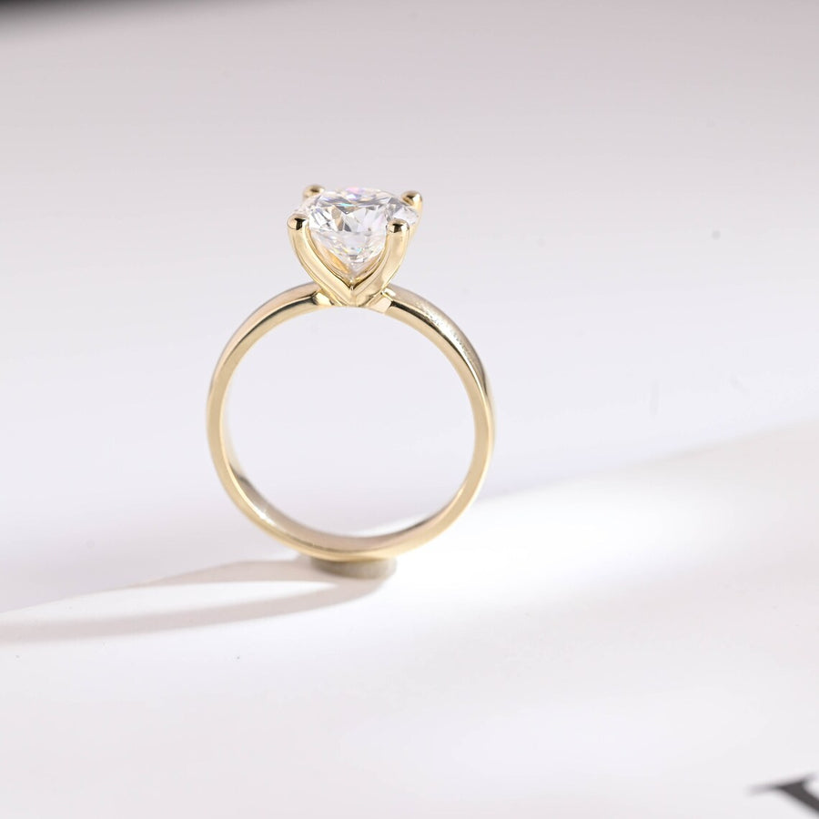 2.0 CT Round Cut solitaire Moissanite Engagement Ring