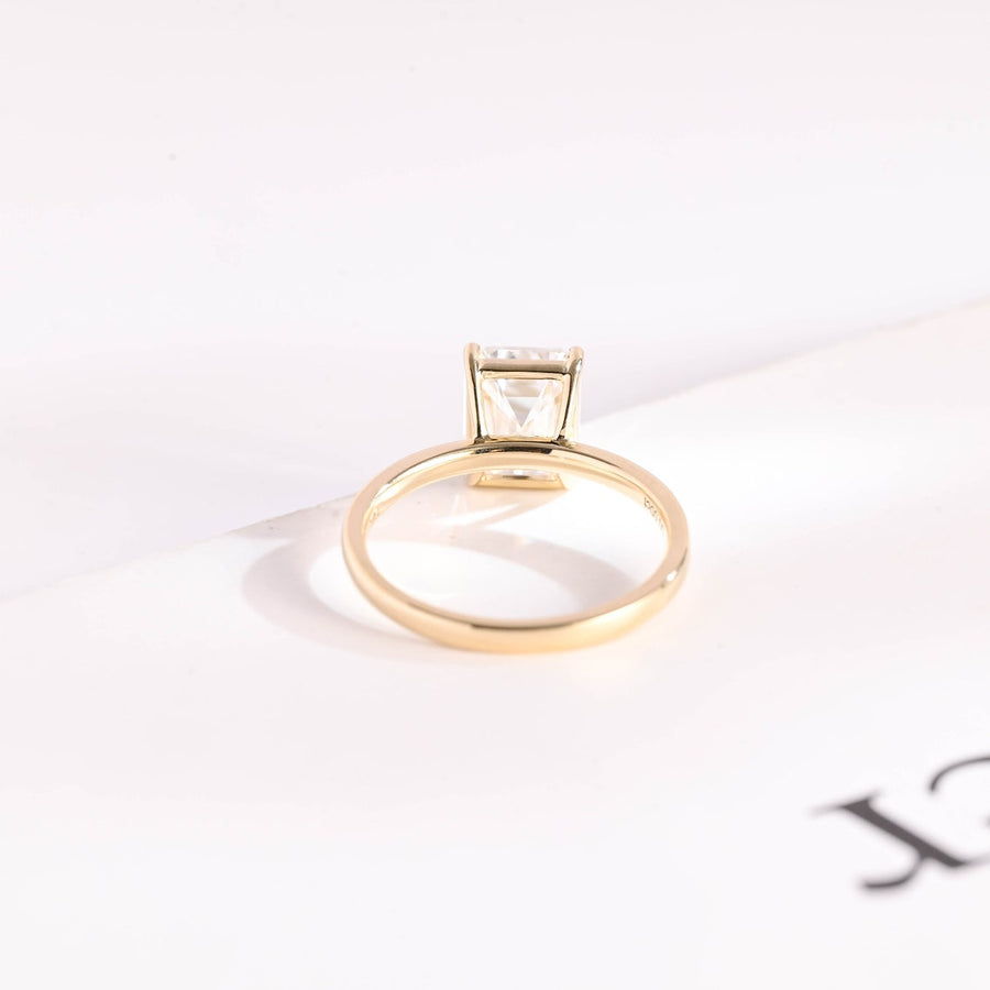 3.0 CT Emerald Cut solitaire Moissanite Engagement Ring