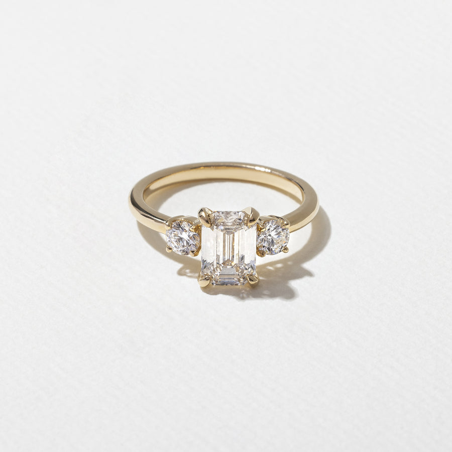 1.29-3.50 CT Emerald Lab Grown Diamond Three Stone Engagement Ring