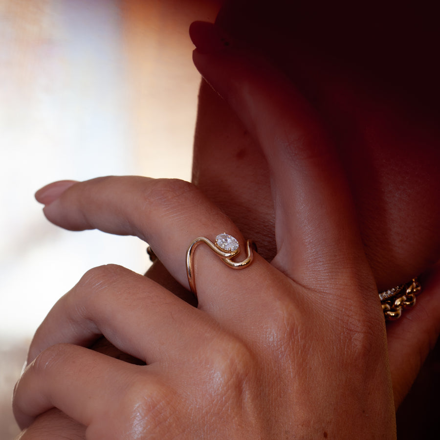 0.40 TCW Oval Shape Curved Minimalist Wedding Band