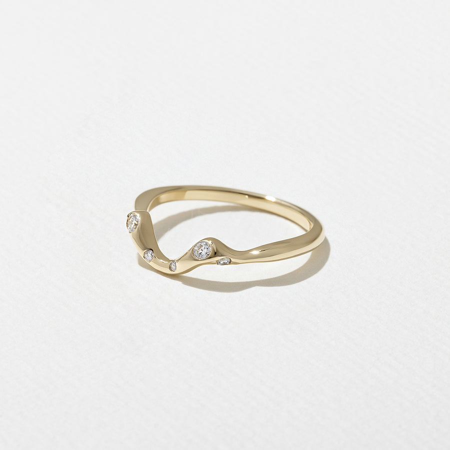 0.12 TCW Round Shape Wavy Wedding Band