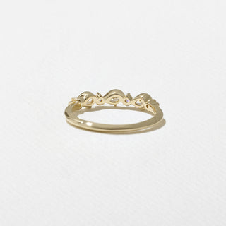 0.30 TCW Round & Pear Wave Style Wedding Band