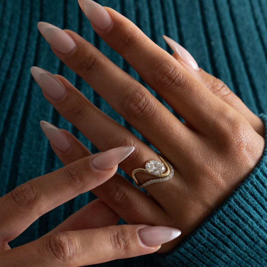 0.1 3TCW Round Half Curve Wedding Band