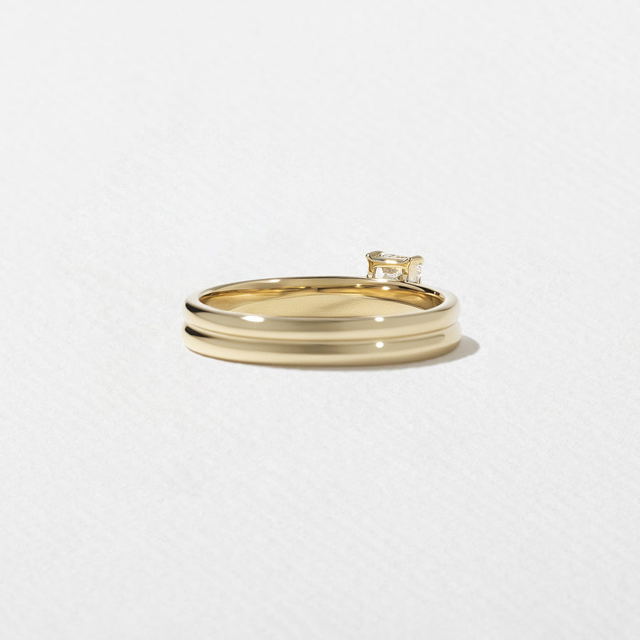 0.20 TCW Emerald Shape Minimalist Wedding Band